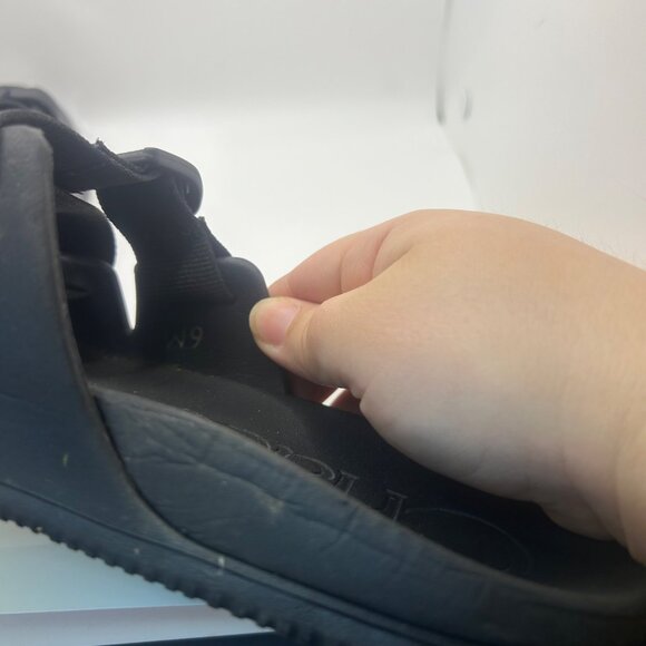 Chaco Black Slide Sandals With Adjustable Straps 9 - Picture 9 of 9